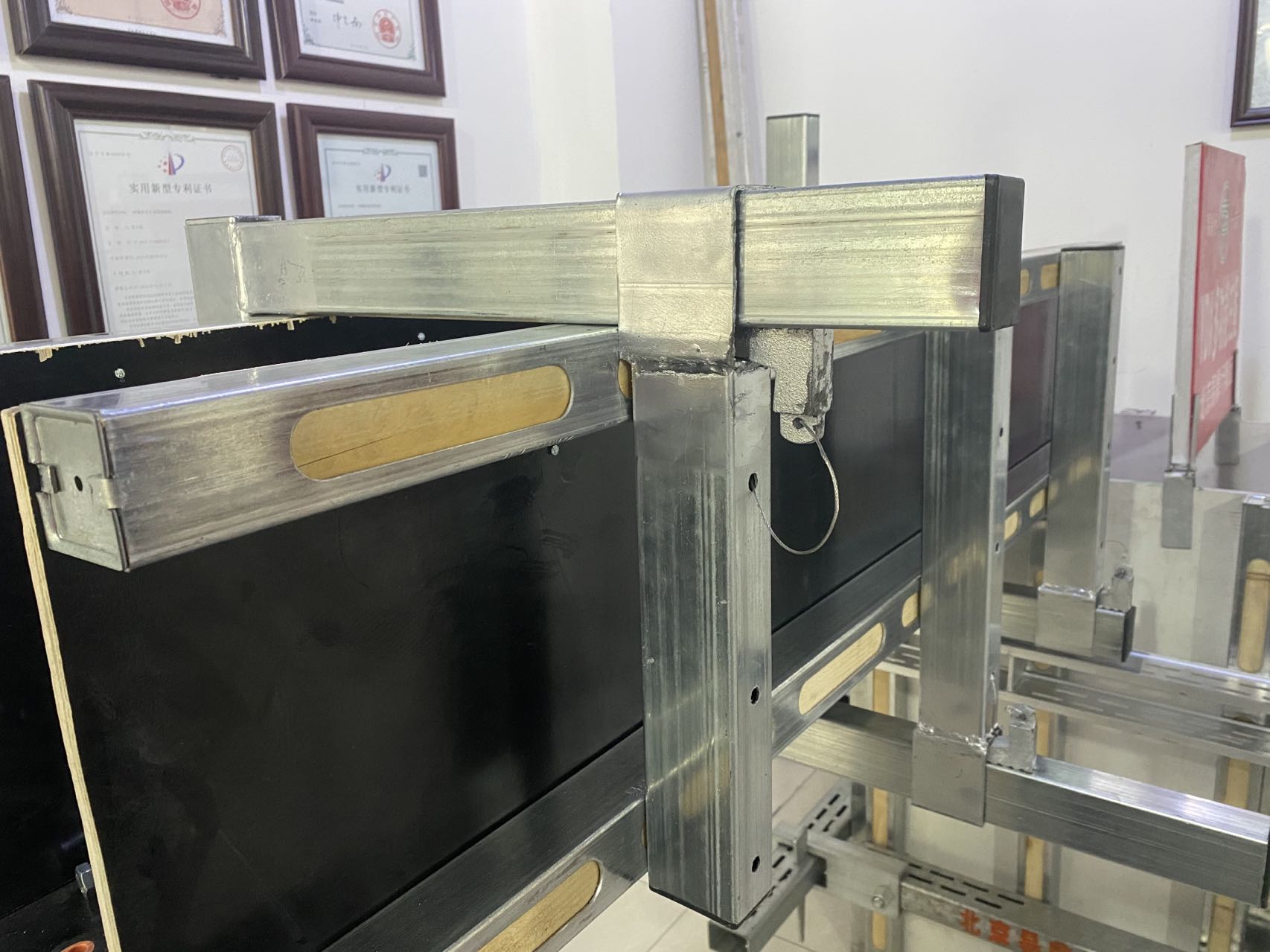 scaffolding for slab formwork
