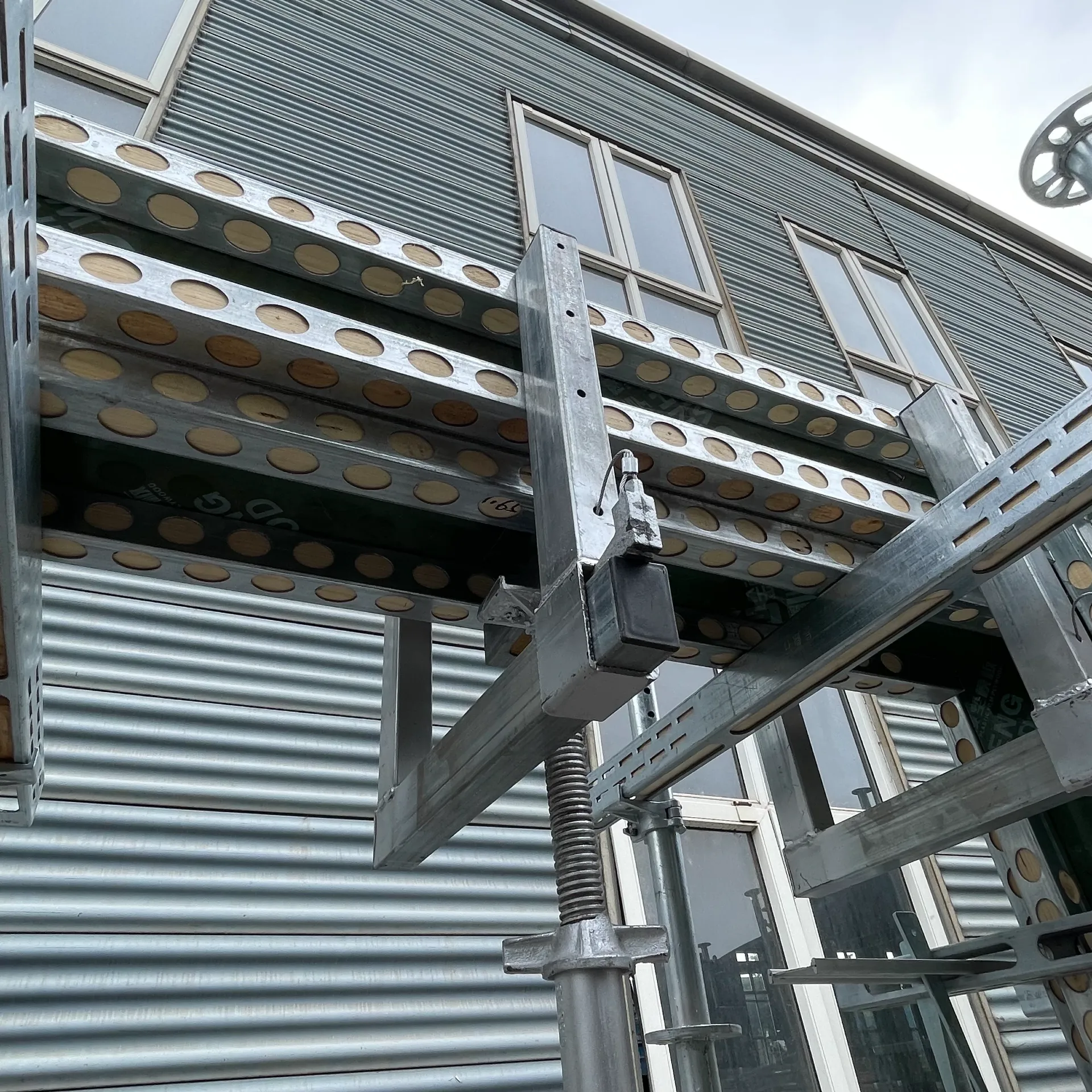 10 foot scaffolding
